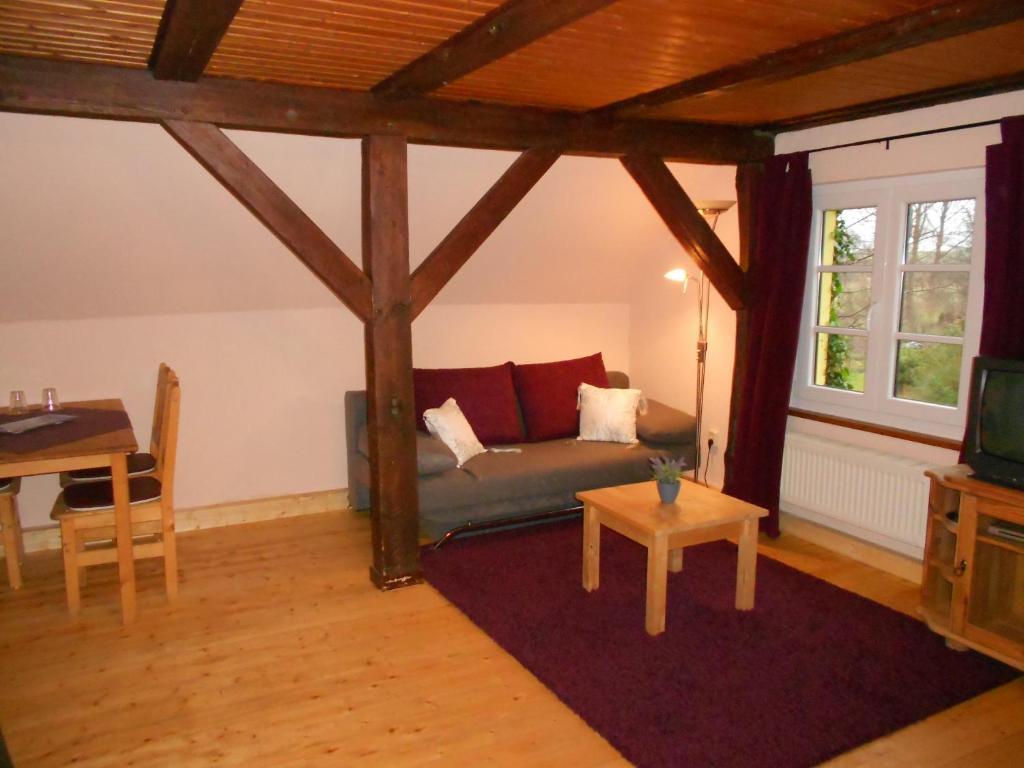 Wirtshaus Neuenkirchen Hotel Neuenkirchen auf Rugen Bilik gambar