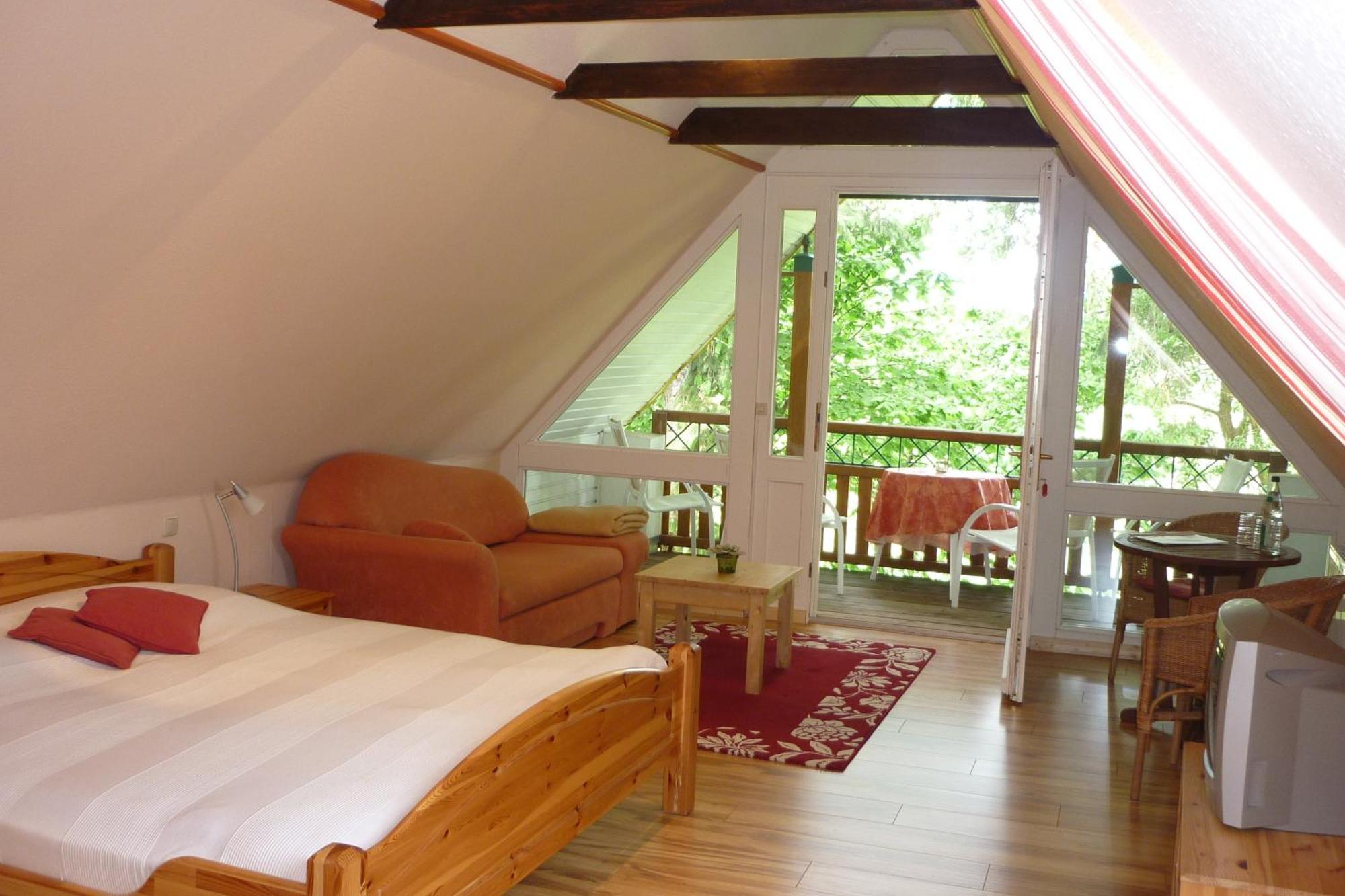 Wirtshaus Neuenkirchen Hotel Neuenkirchen auf Rugen Luaran gambar