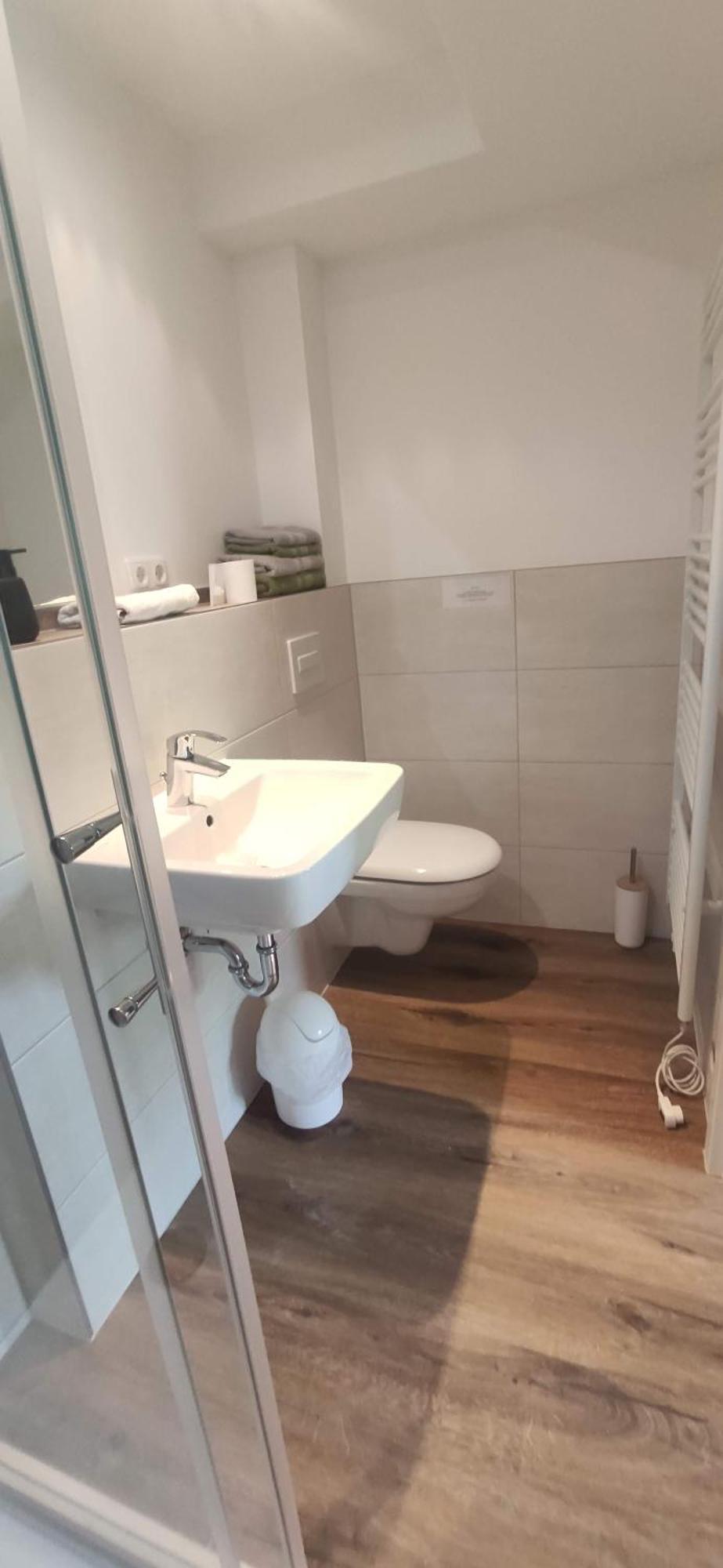 Wirtshaus Neuenkirchen Hotel Neuenkirchen auf Rugen Luaran gambar